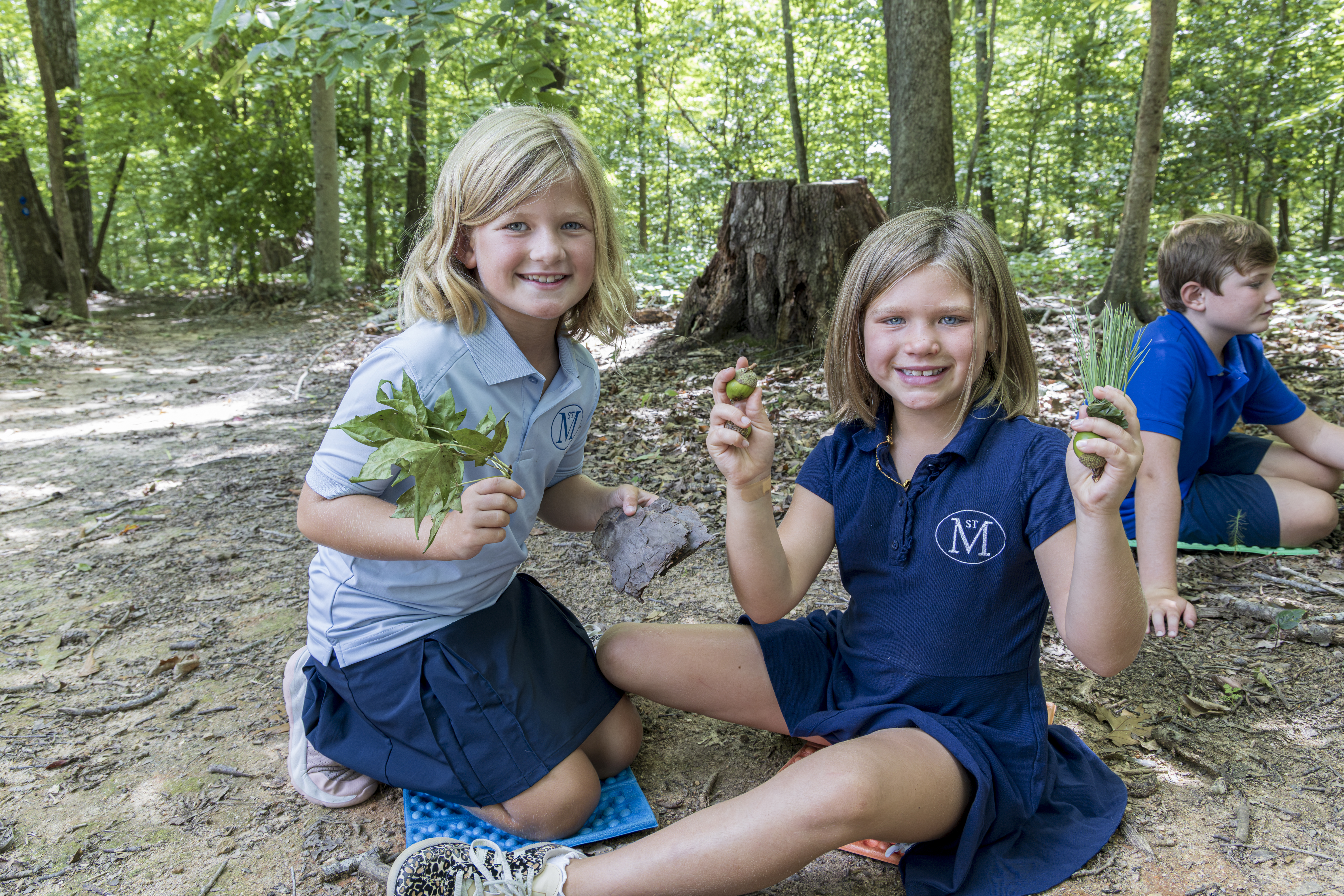 Along with outdoor exploration and discovery, our Dragons learn about mindfulness and meditation.